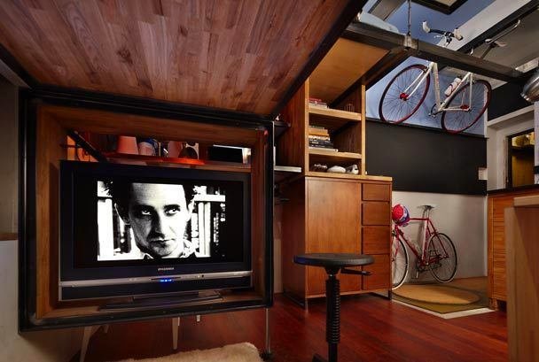 Фотография: Гостиная в стиле Лофт, Малогабаритная квартира, Квартира, Мебель и свет, Эко – фото на INMYROOM