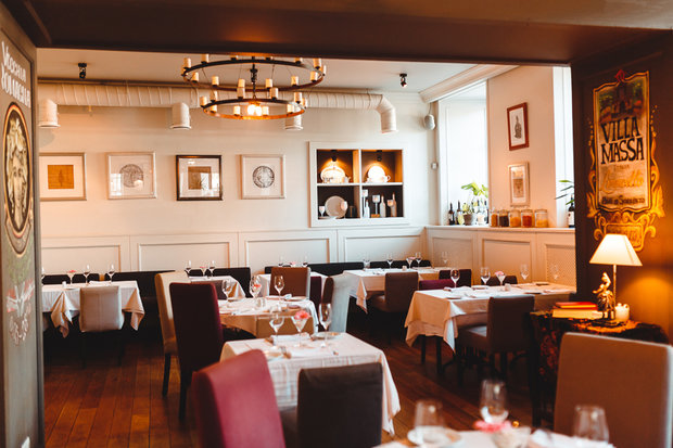 Фото из портфолио ресторан на Крюковом канале – фотографии дизайна интерьеров на INMYROOM