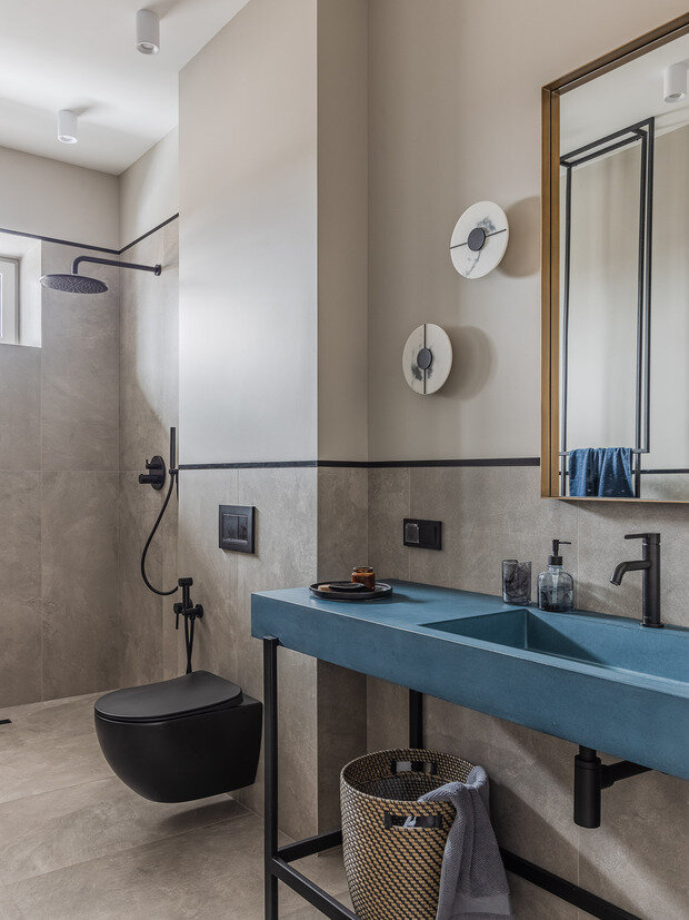 Фотография: Ванная в стиле Современный, Дом, Проект дня, Дом и дача, Кирпичный дом, 4 и больше, Более 90 метров, современный с элементами классики и минимализмом, Светлана Лепихова – фото на INMYROOM