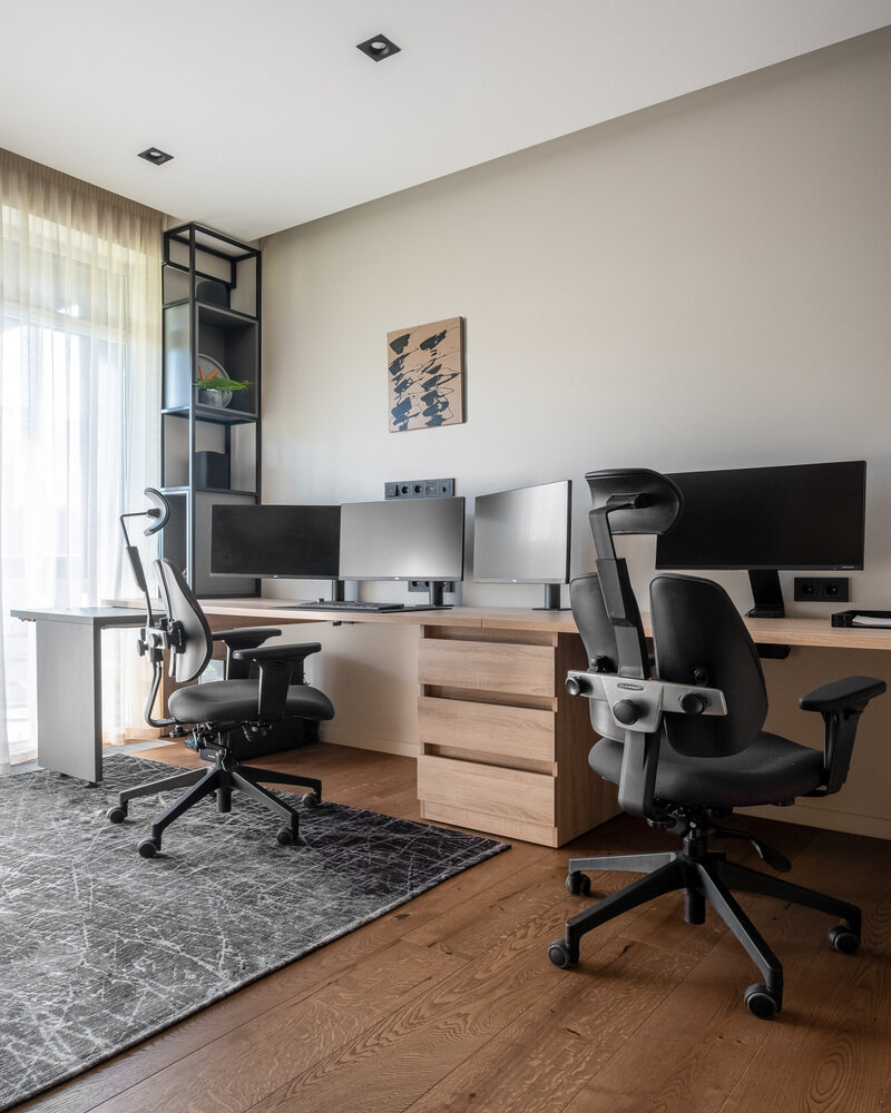 Фотография: Кабинет в стиле Современный, Квартира, Проект недели, Московская область, 3 комнаты, Более 90 метров, Александр Дмитрук – фото на INMYROOM Фотография: Кабинет в стиле Современный, Квартира, Проект недели, Московская область, 3 комнаты, Более 90 метров, Александр Дмитрук – фото на INMYROOM