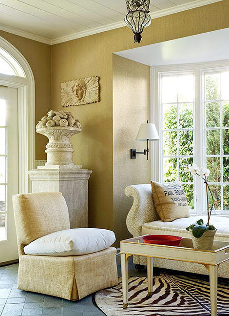 Фотография: Гостиная в стиле Прованс и Кантри, Декор и DIY, Квартира, Декор, Советы, Подоконник, Окно – фото на INMYROOM