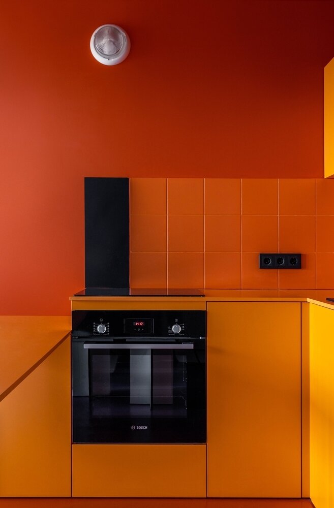 Фотография: Кухня и столовая в стиле Современный, Квартира, Минимализм, Проект недели, Рустэм Уразметов, 2 комнаты, 40-60 метров, Уфа – фото на INMYROOM Фотография: Кухня и столовая в стиле Современный, Квартира, Минимализм, Проект недели, Рустэм Уразметов, 2 комнаты, 40-60 метров, Уфа – фото на INMYROOM