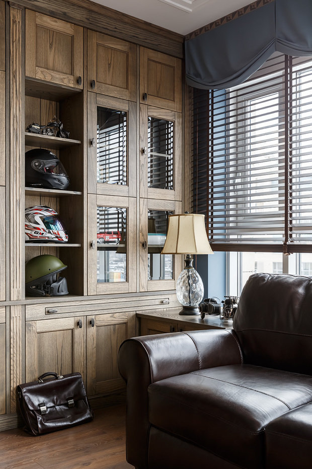 Фотография: Кабинет в стиле Классический, Квартира, Проект недели, Санкт-Петербург, Монолитный дом, 4 и больше, Более 90 метров, Дизайн-Холл – фото на INMYROOM