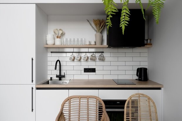 Фотография: Кухня и столовая в стиле Скандинавский, Современный, Эко, Малогабаритная квартира, Квартира, Студия, Проект недели, Санкт-Петербург, Монолитный дом, до 40 метров, Look Like Design, Наталия Лукьянчикова – фото на INMYROOM