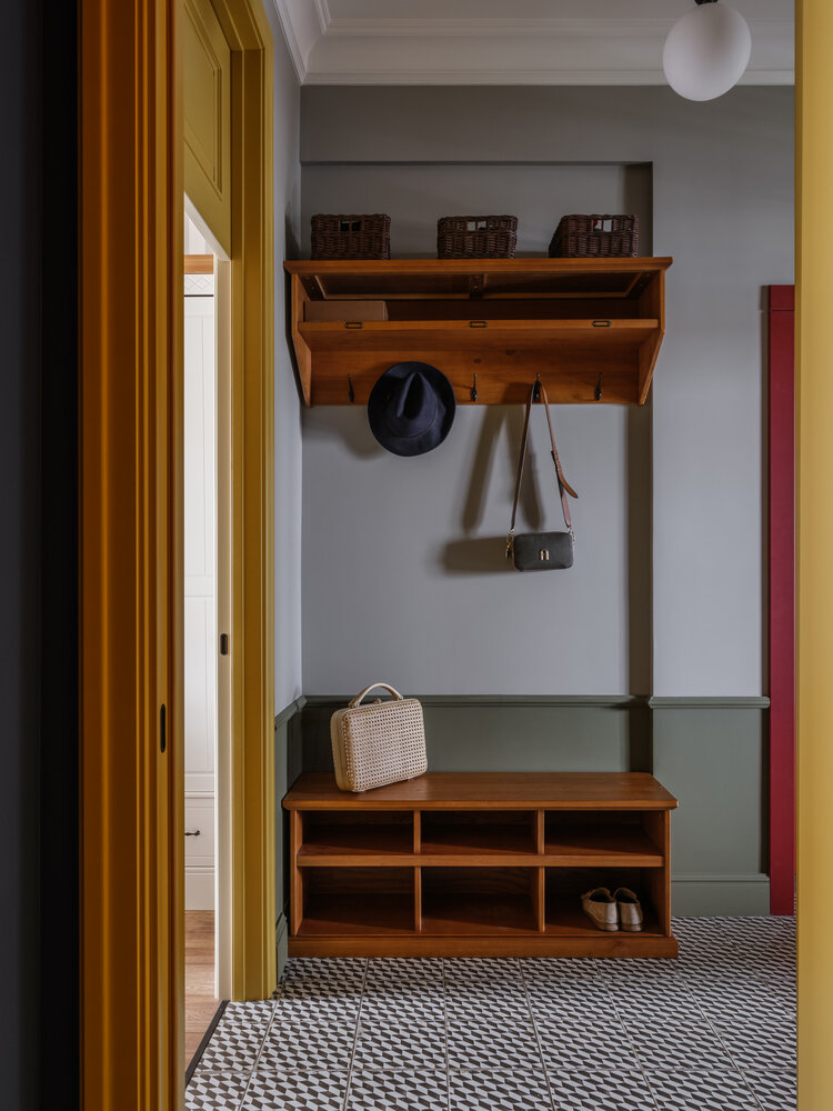 Фотография: Прихожая в стиле Прованс и Кантри, Современный, Эклектика, Винтажный, Квартира, Проект недели, Москва, Монолитный дом, 4 и больше, Более 90 метров, Кристина Чернова – фото на INMYROOM Фотография: Прихожая в стиле Прованс и Кантри, Современный, Эклектика, Винтажный, Квартира, Проект недели, Москва, Монолитный дом, 4 и больше, Более 90 метров, Кристина Чернова – фото на INMYROOM