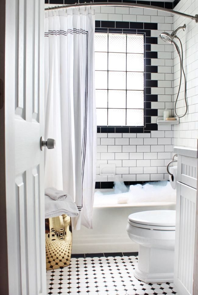 Фотография: Ванная в стиле Прованс и Кантри, Декор интерьера, DIY, Интерьер комнат, Переделка – фото на INMYROOM Фотография: Ванная в стиле Прованс и Кантри, Декор интерьера, DIY, Интерьер комнат, Переделка – фото на INMYROOM