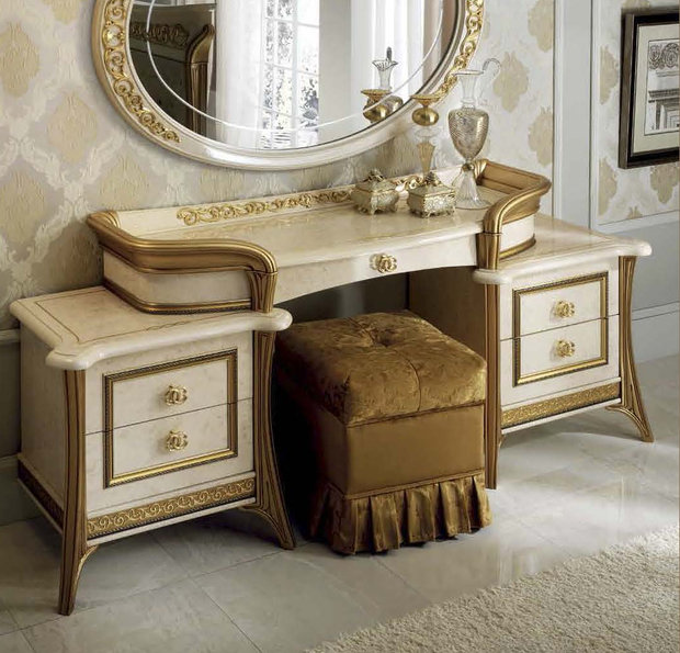 Фото из портфолио Мебель Италии Arredo Classic (спальни, гостиные, кабинеты, мягкая) – фотографии дизайна интерьеров на INMYROOM