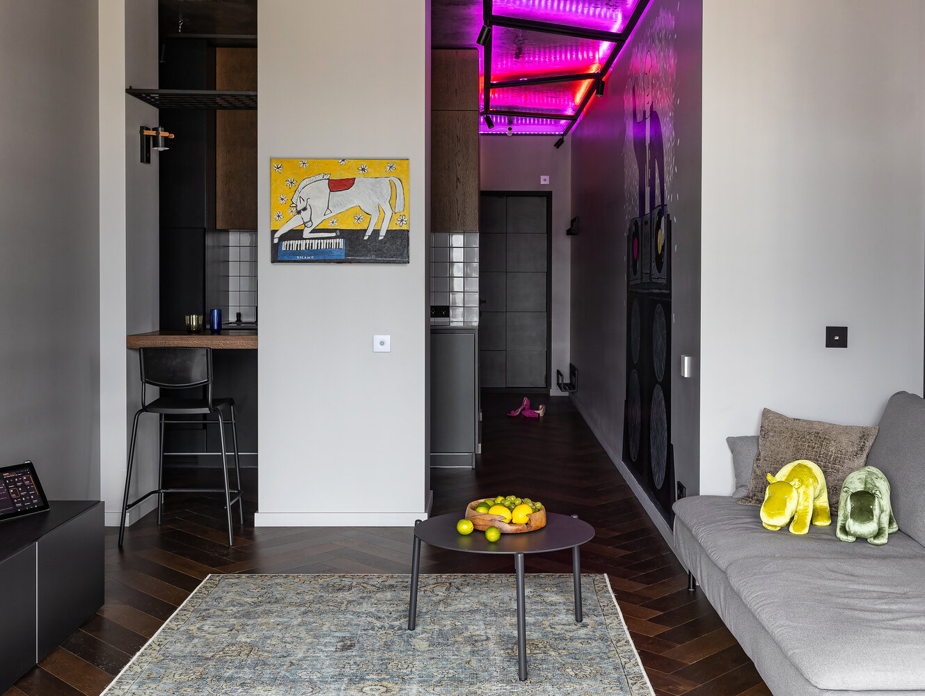 Фотография: Гостиная в стиле Современный, Квартира, Проект дня, Минск, 1 комната, 40-60 метров, Галина Лисицкая – фото на INMYROOM