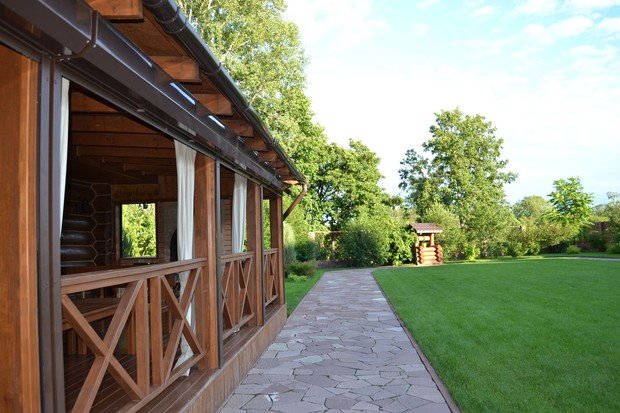 Фото из портфолио Благоустройство загородного участка – фотографии дизайна интерьеров на INMYROOM