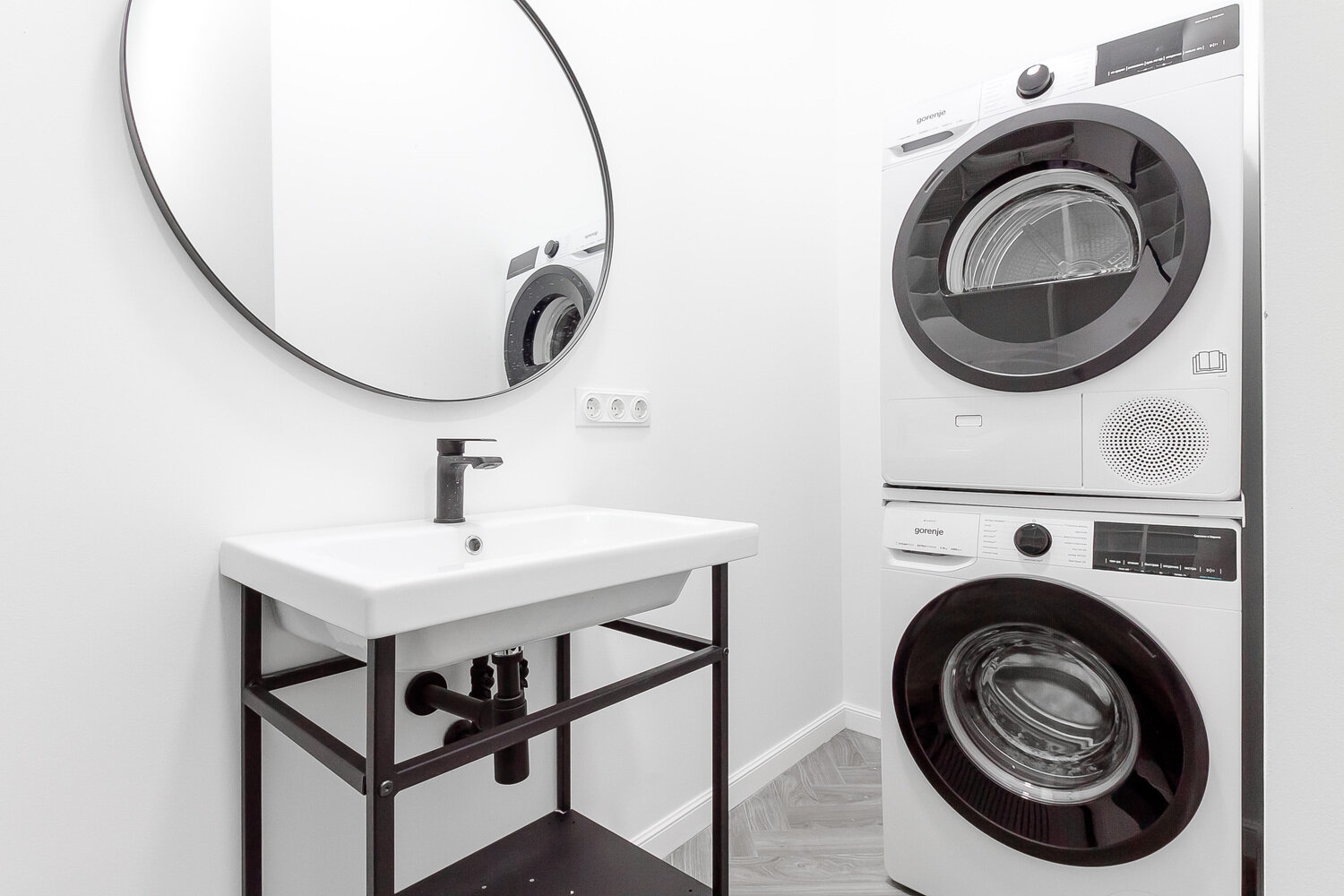 Фотография: Ванная в стиле Современный, Классический, Квартира, Проект дня, Санкт-Петербург, Кирпичный дом, 3 комнаты, 60-90 метров, Елена Голубева – фото на INMYROOM