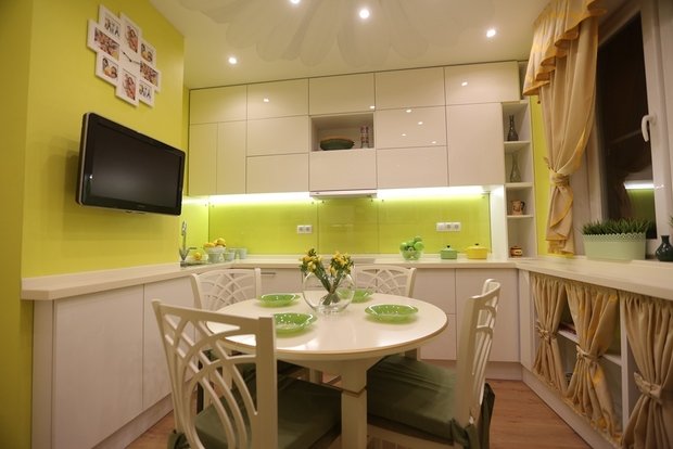 Фото из портфолио Кухня с ромашками – фотографии дизайна интерьеров на INMYROOM