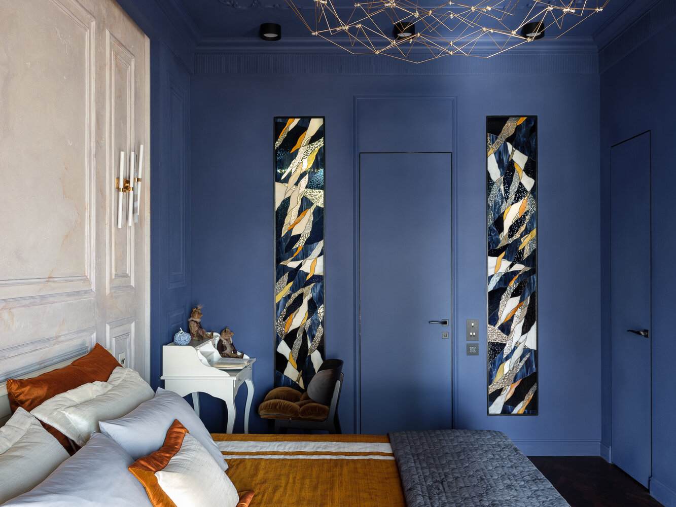 Фотография: Спальня в стиле Классический, Современный, Эклектика, Квартира, Проект недели, Москва, Ануш Аракелян, 2 комнаты, Более 90 метров – фото на INMYROOM Фотография: Спальня в стиле Классический, Современный, Эклектика, Квартира, Проект недели, Москва, Ануш Аракелян, 2 комнаты, Более 90 метров – фото на INMYROOM