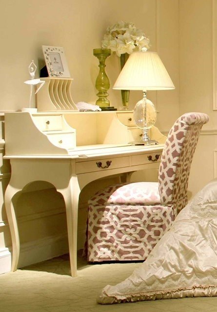 Фотография: Мебель и свет в стиле Классический, Прованс и Кантри, Декор интерьера, Прованс – фото на INMYROOM