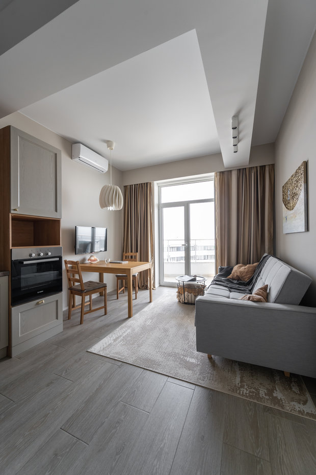 Фото из портфолио 2-к квартира на море – фотографии дизайна интерьеров на INMYROOM