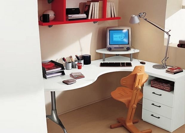 Фотография: Кухня и столовая в стиле Классический, Кабинет, Декор интерьера, Квартира, Дом, Офис, Мебель и свет, Советы – фото на INMYROOM Фотография: Кухня и столовая в стиле Классический, Кабинет, Декор интерьера, Квартира, Дом, Офис, Мебель и свет, Советы – фото на INMYROOM