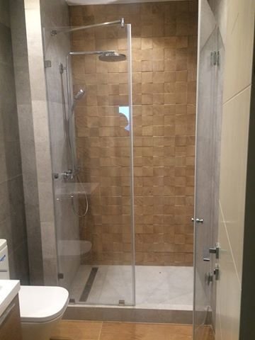 Фото из портфолио Душевые кабины – фотографии дизайна интерьеров на INMYROOM