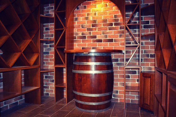 Фото из портфолио Винный погреб – фотографии дизайна интерьеров на InMyRoom.ru