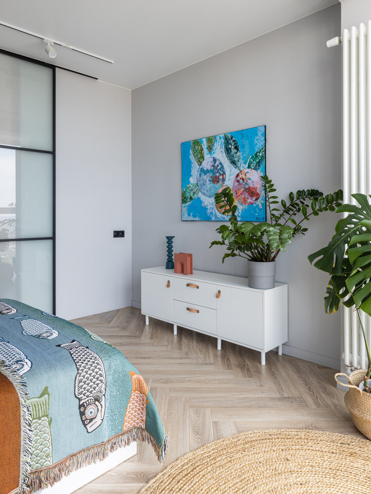 Фотография: Спальня в стиле Современный, Скандинавский, Квартира, Проект дня, 3 комнаты, 60-90 метров, Уфа, Эльмира Галимова – фото на INMYROOM Фотография: Спальня в стиле Современный, Скандинавский, Квартира, Проект дня, 3 комнаты, 60-90 метров, Уфа, Эльмира Галимова – фото на INMYROOM