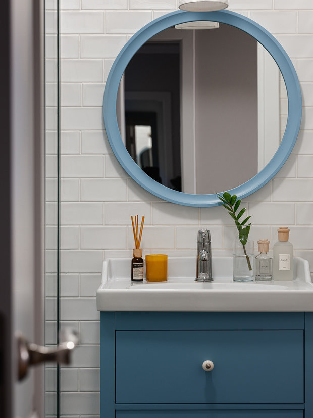 Фотография: Ванная в стиле Скандинавский, Современный, Квартира, Проект недели, Панельный дом, 3 комнаты, 60-90 метров, Красноярск, Евгения Макарова – фото на INMYROOM