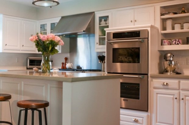 Фотография: Кухня и столовая в стиле Скандинавский, DIY, Дом, Цвет в интерьере, Дома и квартиры, Белый – фото на INMYROOM