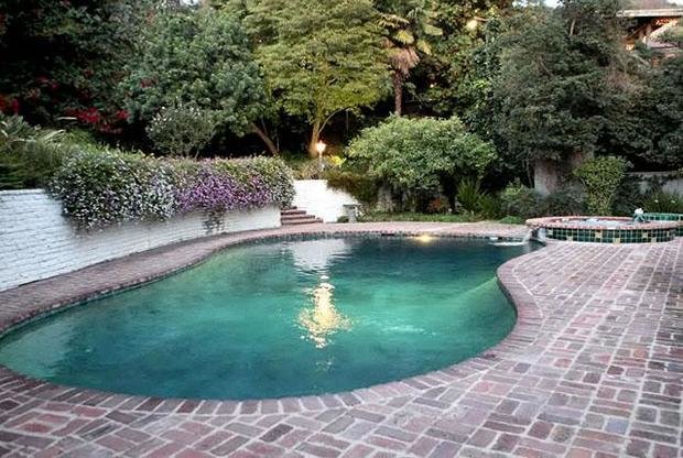 Фотография: Ландшафт в стиле Современный, Дома и квартиры, Интерьеры звезд – фото на INMYROOM