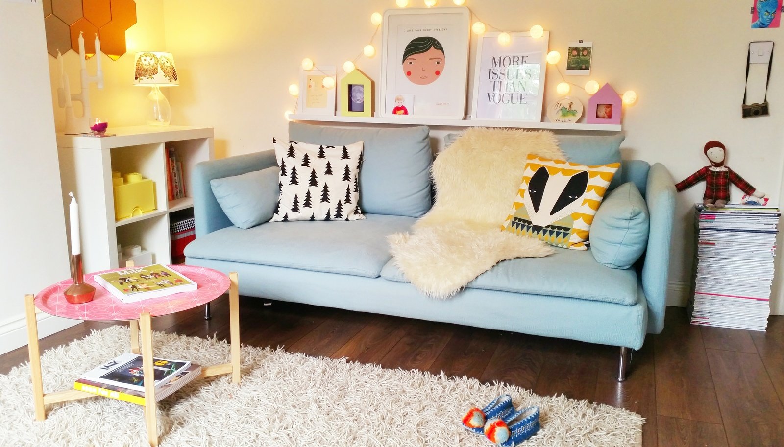 Фотография: Гостиная в стиле Скандинавский, Декор и DIY, Руслан Кирничанский, Илона Болейшиц – фото на INMYROOM