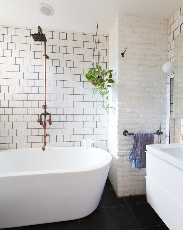 Фотография: Ванная в стиле Минимализм, Декор и DIY – фото на INMYROOM Фотография: Ванная в стиле Минимализм, Декор и DIY – фото на INMYROOM