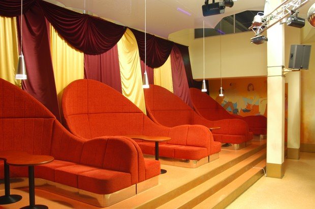 Фото из портфолио Рестораны – фотографии дизайна интерьеров на INMYROOM