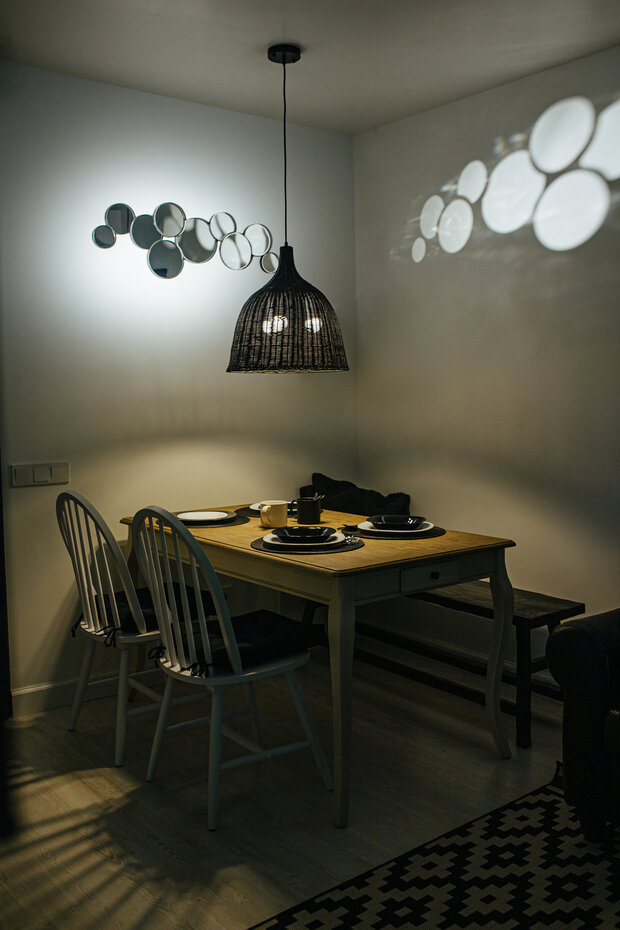 Фотография: Кухня и столовая в стиле Скандинавский, Современный, Минимализм, Винтажный, Советы, кухня в хрущевке, Хрущевка, удобная кухня, интерьер хрущевке – фото на INMYROOM