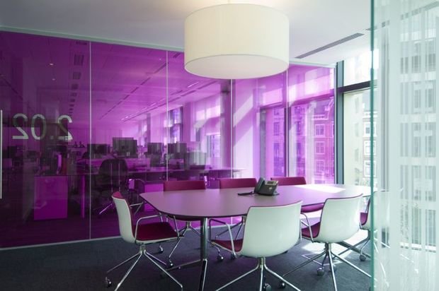 Фотография: Офис в стиле Современный, Декор интерьера, Дизайн интерьера, Мебель и свет, Цвет в интерьере – фото на INMYROOM