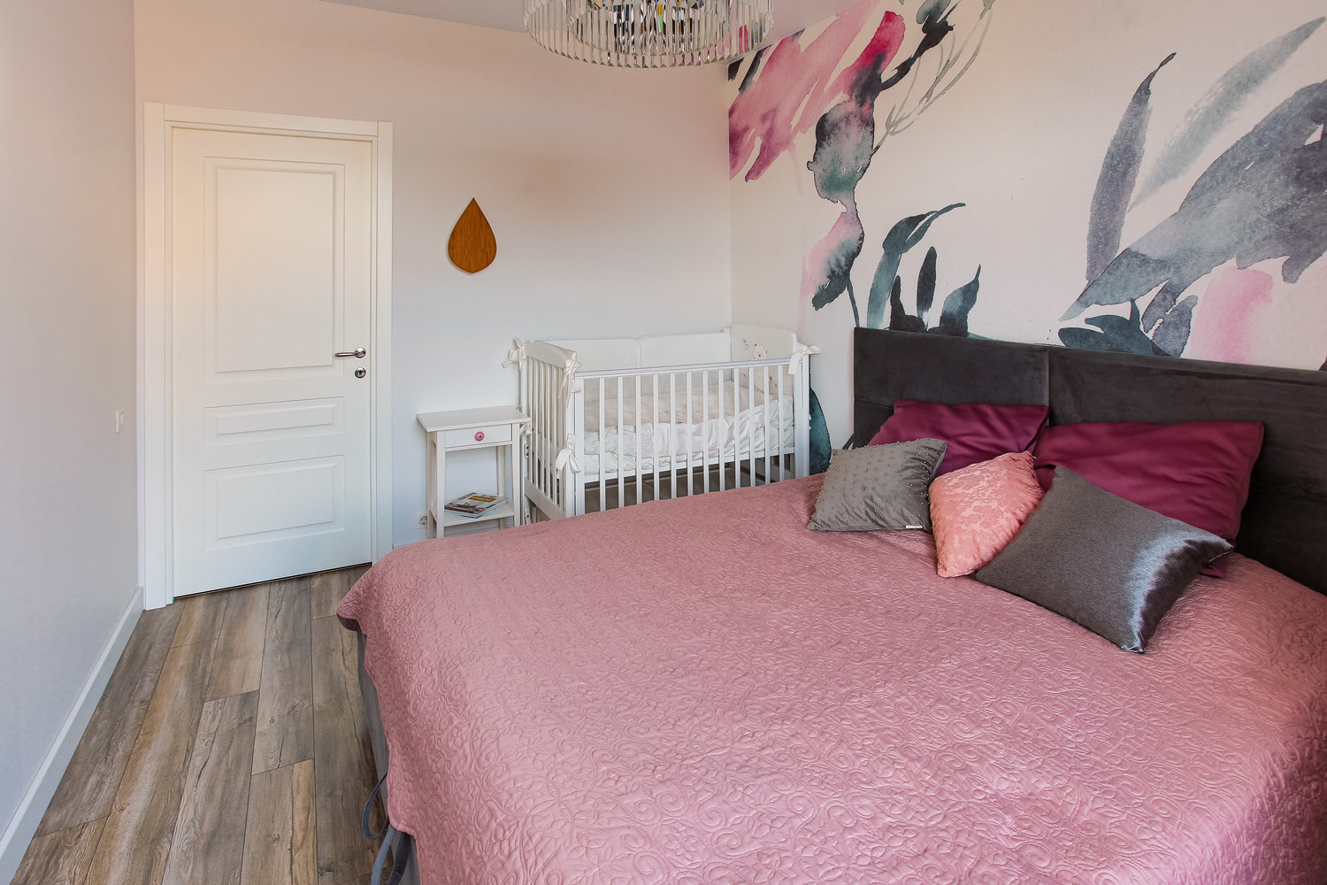 Фотография: Спальня в стиле Современный, Скандинавский, Малогабаритная квартира, Квартира, Проект недели, Химки, 2 комнаты, LeBero, Ольга Березуева, ПРЕМИЯ INMYROOM – фото на INMYROOM Фотография: Спальня в стиле Современный, Скандинавский, Малогабаритная квартира, Квартира, Проект недели, Химки, 2 комнаты, LeBero, Ольга Березуева, ПРЕМИЯ INMYROOM – фото на INMYROOM