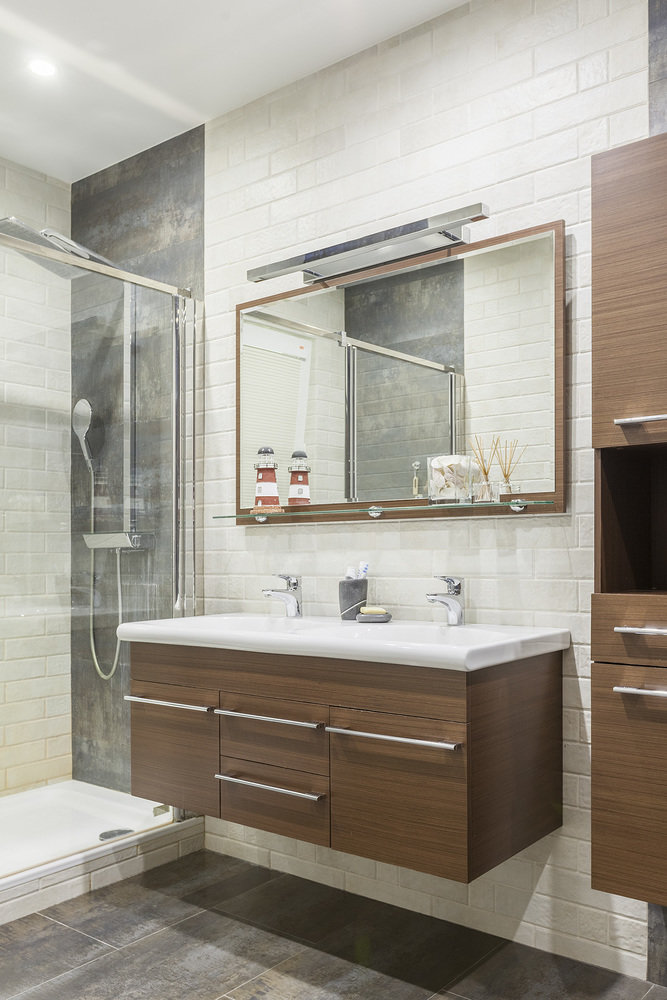 Фотография: Ванная в стиле Современный, Проект недели, Москва, Юрий Гришко, Герой InMyRoom, Таунхаус, 4 и больше, Более 90 метров – фото на INMYROOM Фотография: Ванная в стиле Современный, Проект недели, Москва, Юрий Гришко, Герой InMyRoom, Таунхаус, 4 и больше, Более 90 метров – фото на INMYROOM