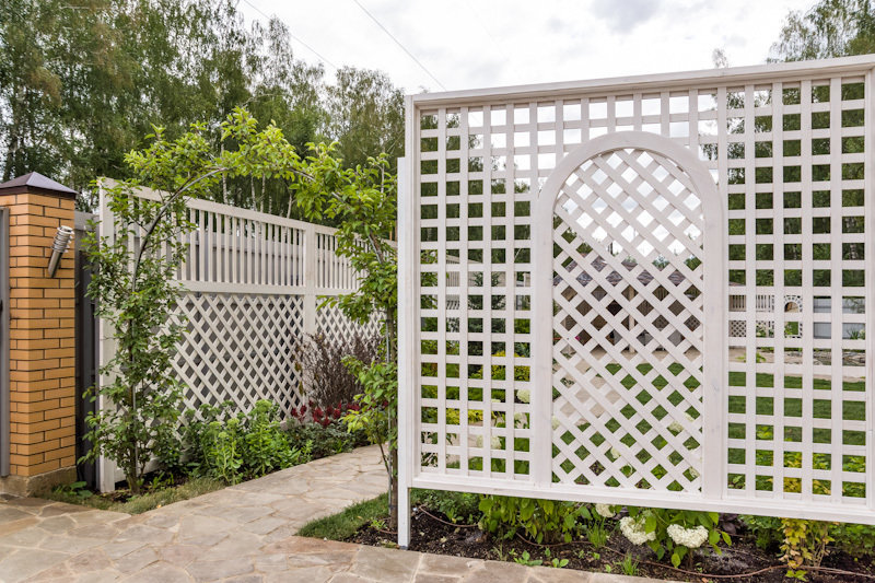 Фотография: Ландшафт в стиле Современный, Дачный ответ, Беседка – фото на INMYROOM Фотография: Ландшафт в стиле Современный, Дачный ответ, Беседка – фото на INMYROOM