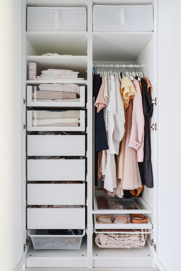 Фотография: Гардеробная в стиле Скандинавский, Современный, Проект дня, Холодильник, Дом и дача, Samsung, Таунхаус, 4 и больше, Более 90 метров – фото на INMYROOM