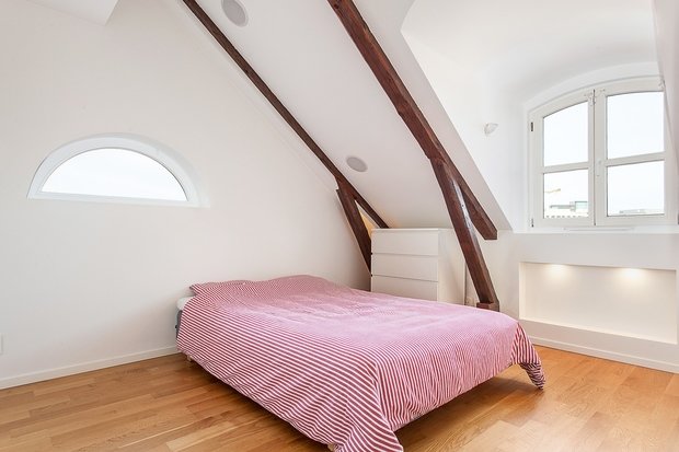 Фото из портфолио Уникальный лофт с камином – фотографии дизайна интерьеров на INMYROOM