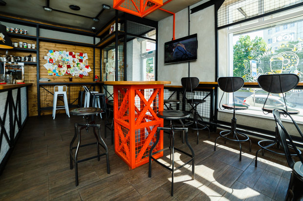 Фото из портфолио DONUT BAR, Курск – фотографии дизайна интерьеров на INMYROOM