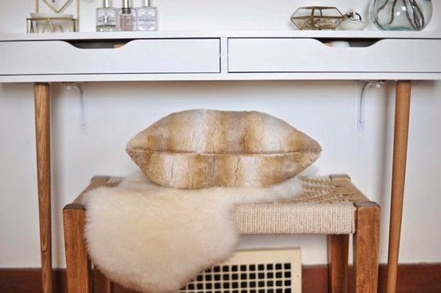 Фотография: Мебель и свет в стиле Скандинавский, DIY, ИКЕА, дизайн-хаки, переделка старой мебели фото, икеа-хак – фото на INMYROOM