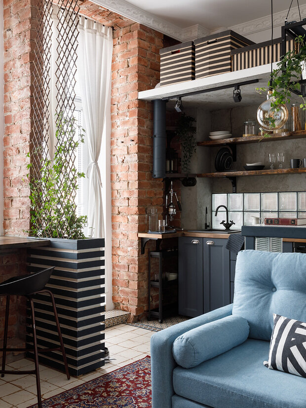 Фотография: Кухня и столовая в стиле Лофт, Малогабаритная квартира, Квартира, Студия, Проект недели, Санкт-Петербург, Кирпичный дом, до 40 метров, SeraphimDSGN, Серафима Гавриленко – фото на INMYROOM