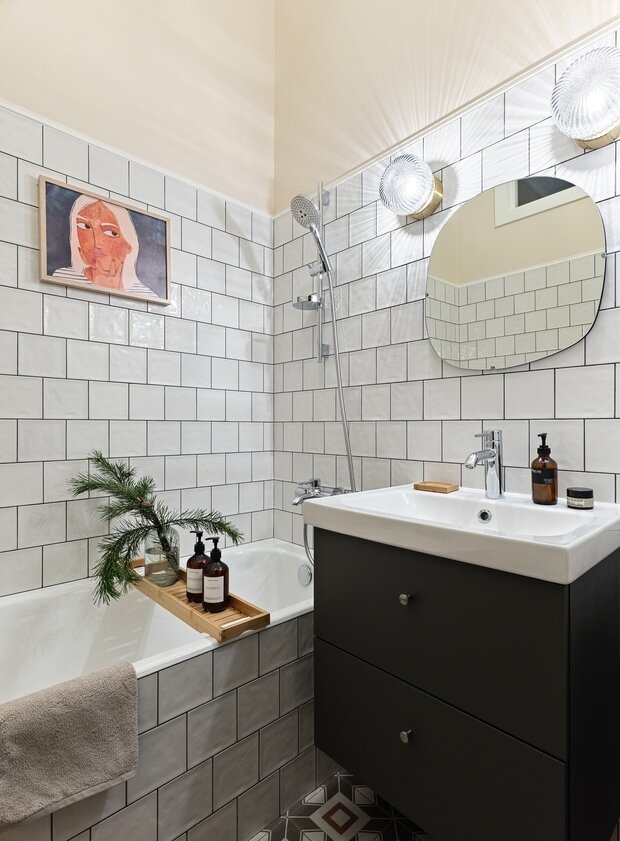 Фотография: Ванная в стиле Скандинавский, Современный, Винтажный, Квартира, Проект недели, Санкт-Петербург, Кирпичный дом, 2 комнаты, 60-90 метров, Анастасия Заркуа – фото на INMYROOM