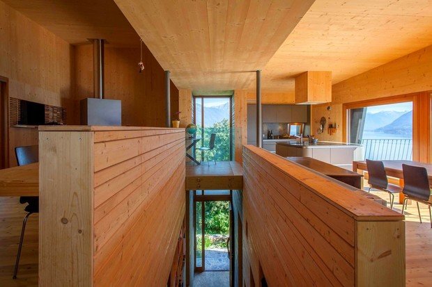 Фото из портфолио Дом у озера в Швейцарии – фотографии дизайна интерьеров на INMYROOM