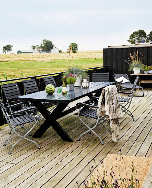 Фото из портфолио Маленький коттедж с большой террасой – фотографии дизайна интерьеров на INMYROOM