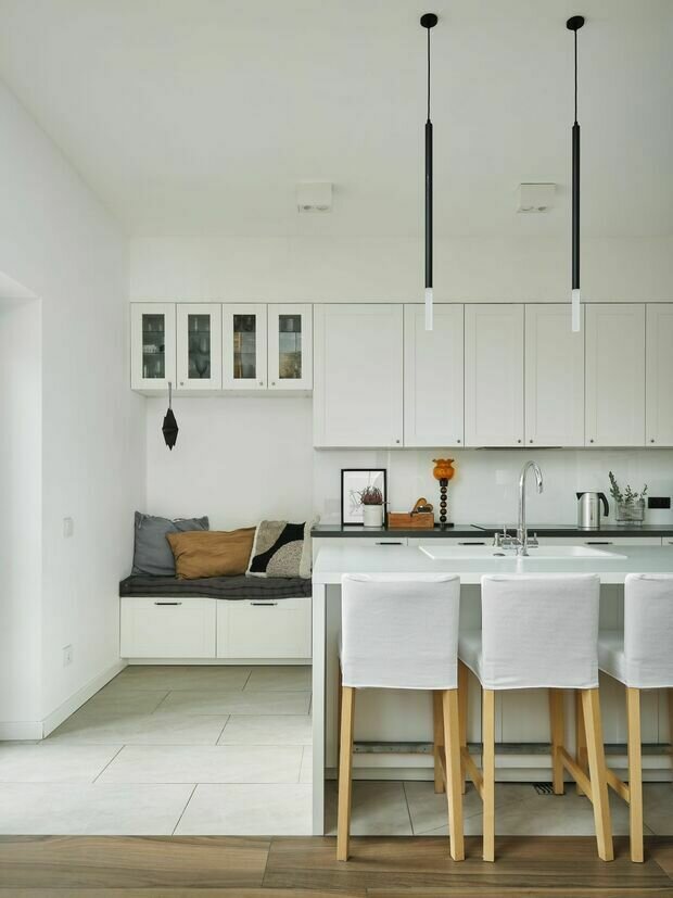 Фотография: Кухня и столовая в стиле Скандинавский, Современный, Эклектика, Минимализм, Эко, Проект недели, Таунхаус, 4 и больше, Более 90 метров, Тюмень – фото на INMYROOM