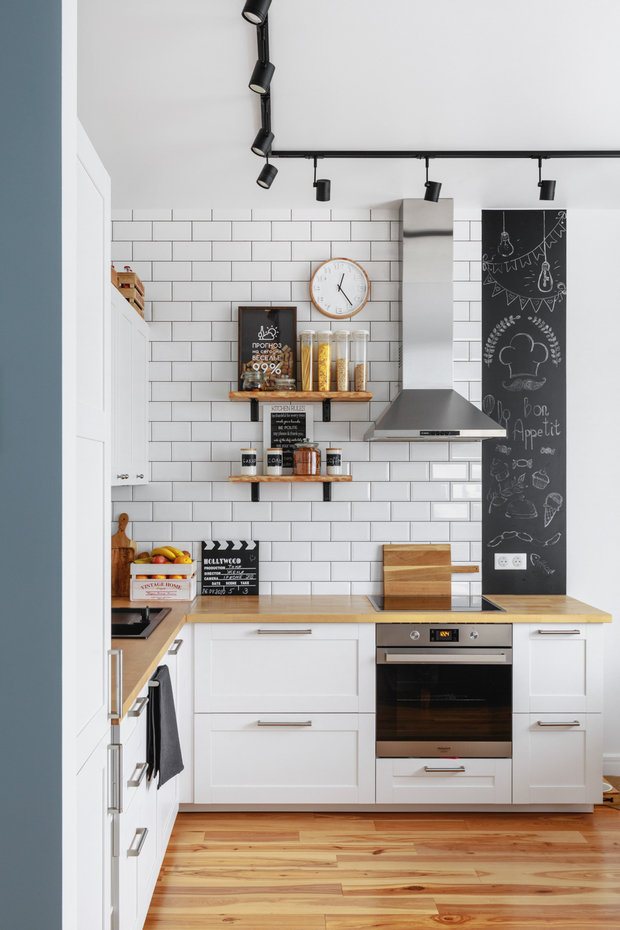 Фотография: Кухня и столовая в стиле Скандинавский, Современный, Квартира, Проект недели, Москва, 2 комнаты, 40-60 метров – фото на INMYROOM