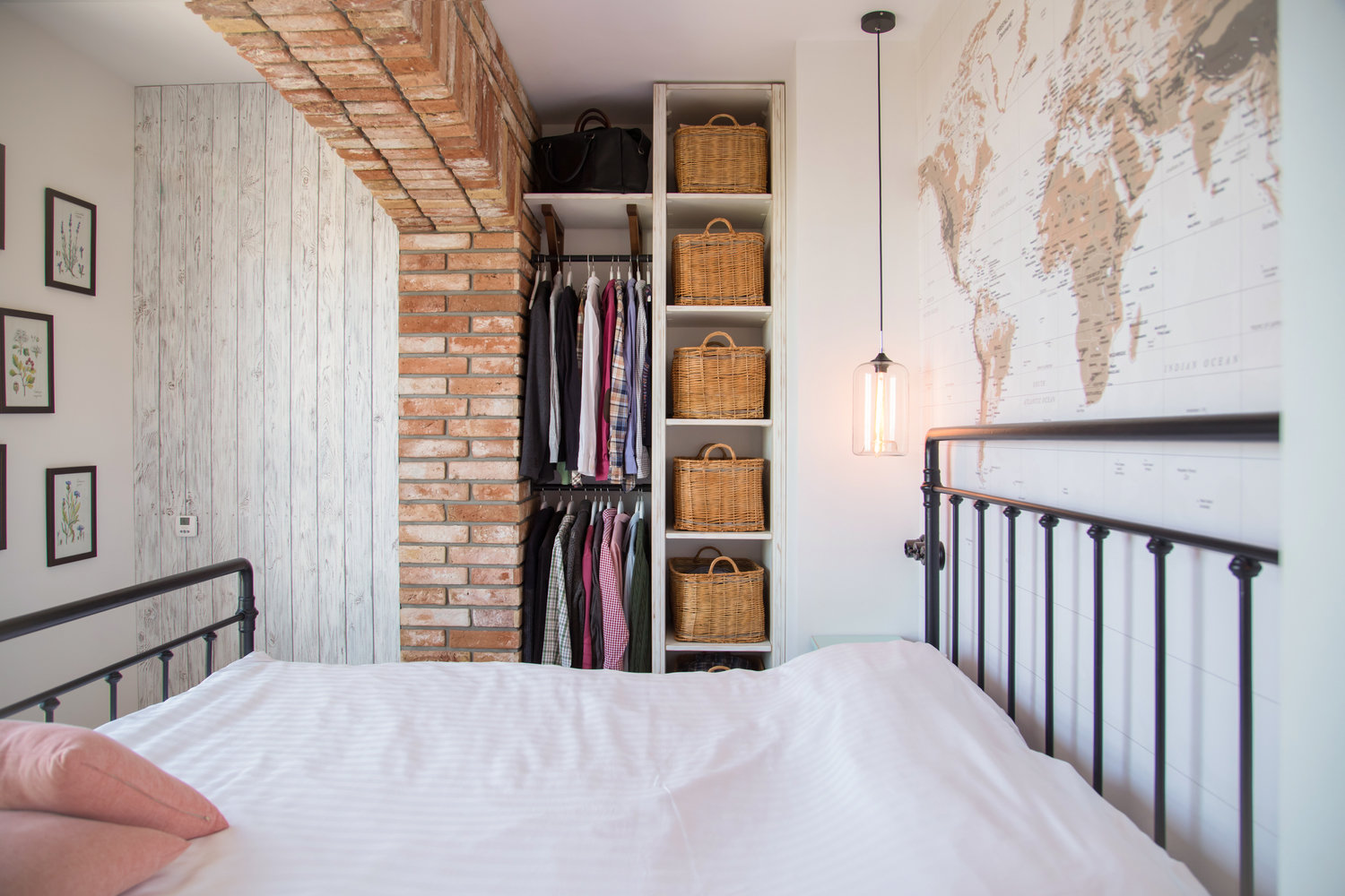 Фотография: Спальня в стиле Лофт, Квартира, Украина, Проект недели, Монолитный дом, 3 комнаты, 60-90 метров, Роман Луценко, Днепр – фото на INMYROOM Фотография: Спальня в стиле Лофт, Квартира, Украина, Проект недели, Монолитный дом, 3 комнаты, 60-90 метров, Роман Луценко, Днепр – фото на INMYROOM