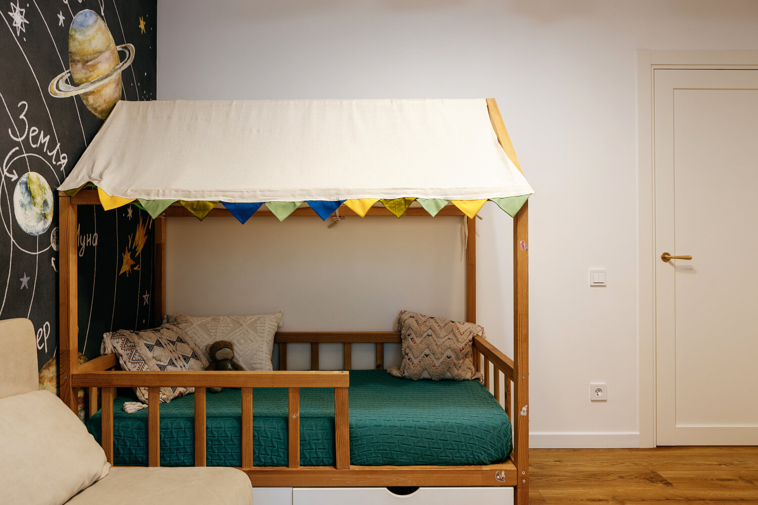 Фотография: Детская в стиле Современный, Квартира, Проект дня, Эко, Блочный дом, 4 и больше, 60-90 метров, Анна Терентьева – фото на INMYROOM