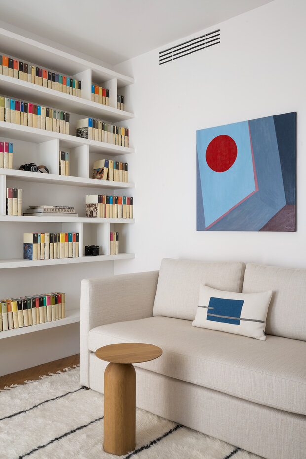 Фотография: Кабинет в стиле Современный, Квартира, Проект дня, Москва, 3 комнаты, Более 90 метров, минимализм, современный, фото интерьера, дизайн интерьера фото, винтаж/ретро, Валерия Разумова – фото на INMYROOM