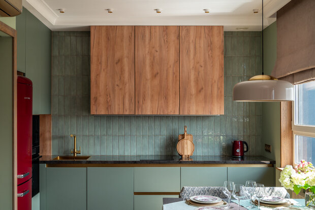 Фотография: Кухня и столовая в стиле Современный, Малогабаритная квартира, Квартира, Проект дня, Москва, 2 комнаты, 40-60 метров – фото на INMYROOM