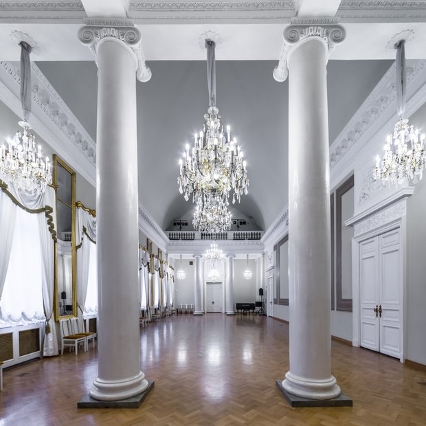 Фото из портфолио Аничков дворец – фотографии дизайна интерьеров на InMyRoom.ru