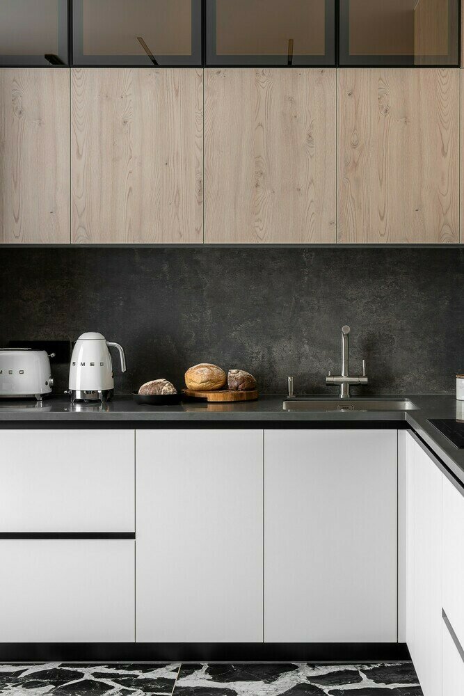 Фотография: Кухня и столовая в стиле Современный, Квартира, Проект недели, 3 комнаты, 60-90 метров, Владивосток, Renoir Studio, Максим Колесник, Анна Горгаева – фото на INMYROOM Фотография: Кухня и столовая в стиле Современный, Квартира, Проект недели, 3 комнаты, 60-90 метров, Владивосток, Renoir Studio, Максим Колесник, Анна Горгаева – фото на INMYROOM