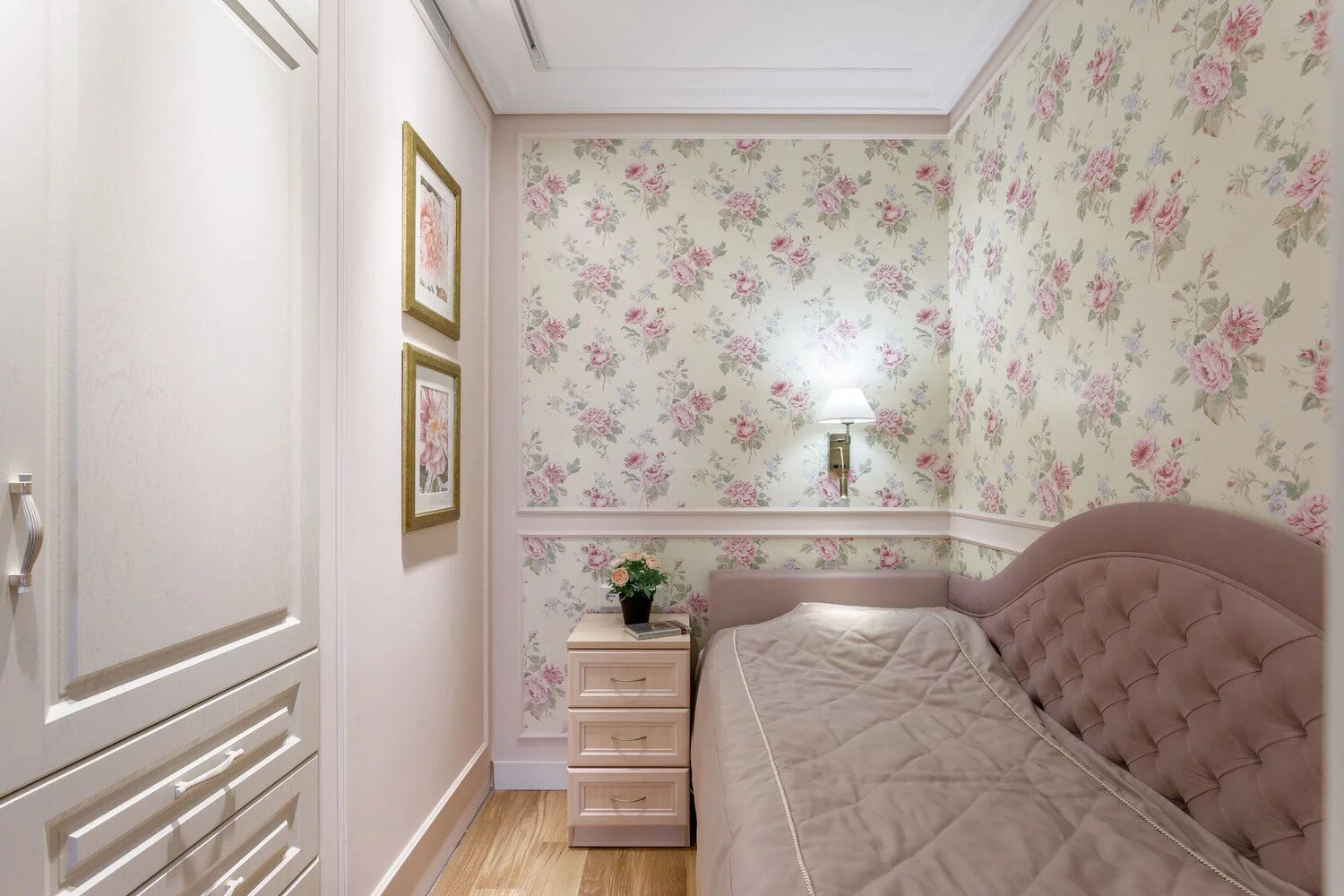 Фотография: Спальня в стиле Прованс и Кантри, Малогабаритная квартира, Квартира, Проект недели, Москва, 1 комната, до 40 метров, Полина Лебедева – фото на INMYROOM